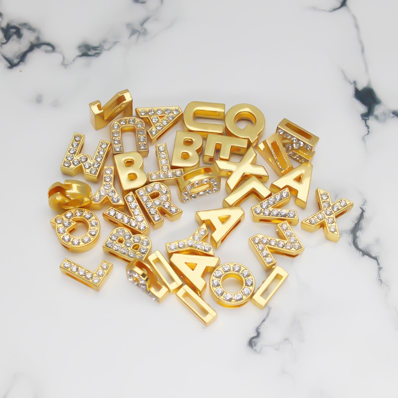 Embroidery Charm - 50 Stück/Set Loch 8mm 10mm Strass-Schiebebuchstaben