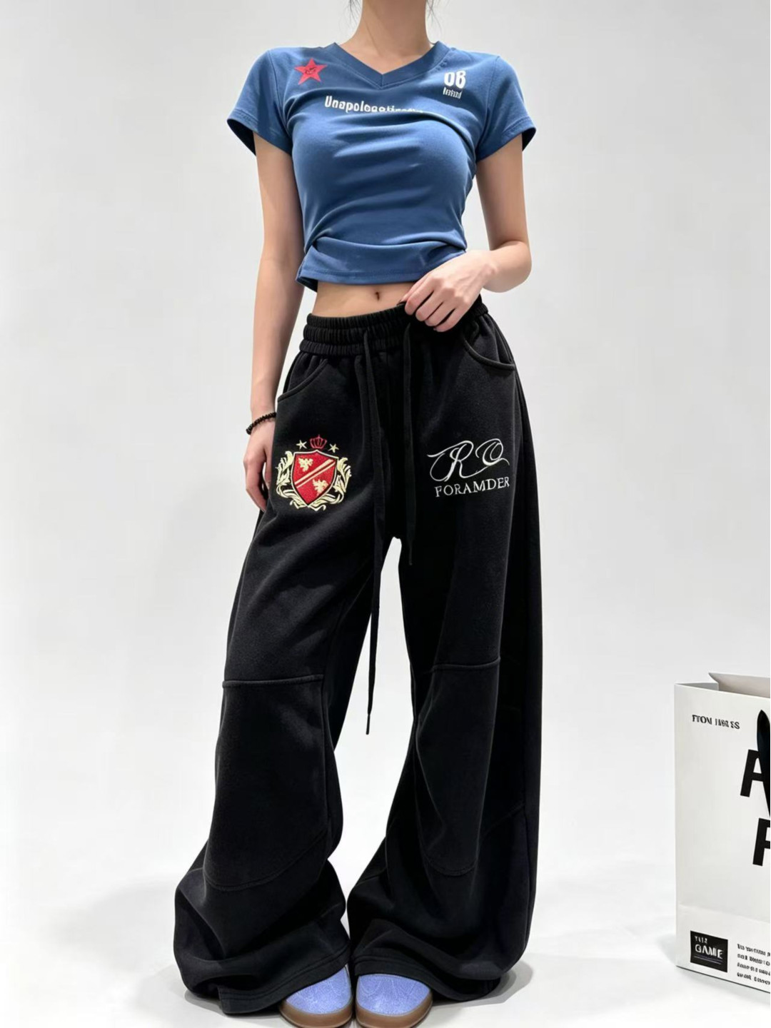 Amerikanische Retro-Streetwear – Embroidery Gradient Bewertung und Preis