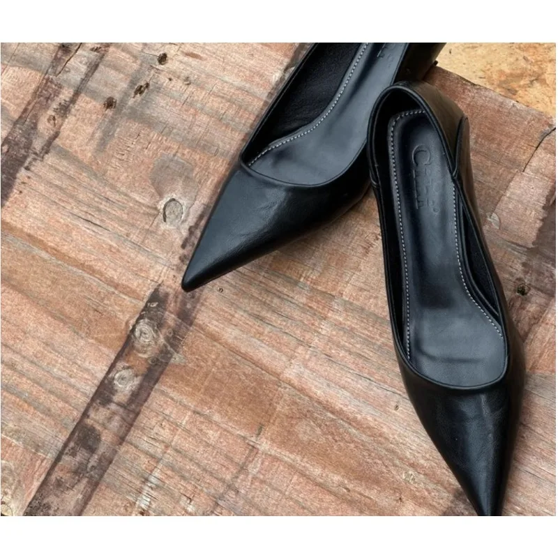 2024 Damen Sexy High Heels Bur – Embroidery Flat Shoes Bewertung und Preis