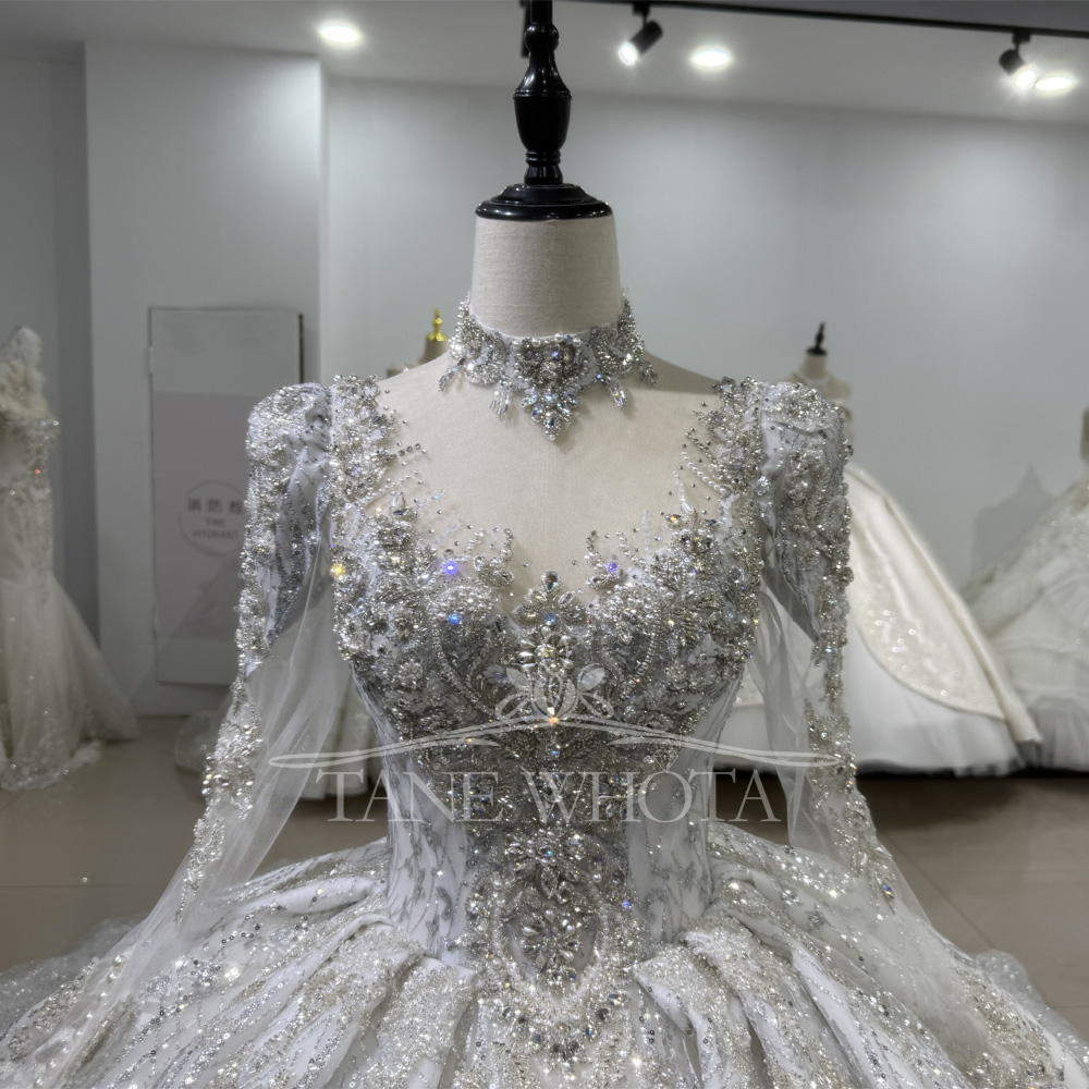 Elegante Brautkleider Langarm  – Embroidery Organza Bewertung und Preis
