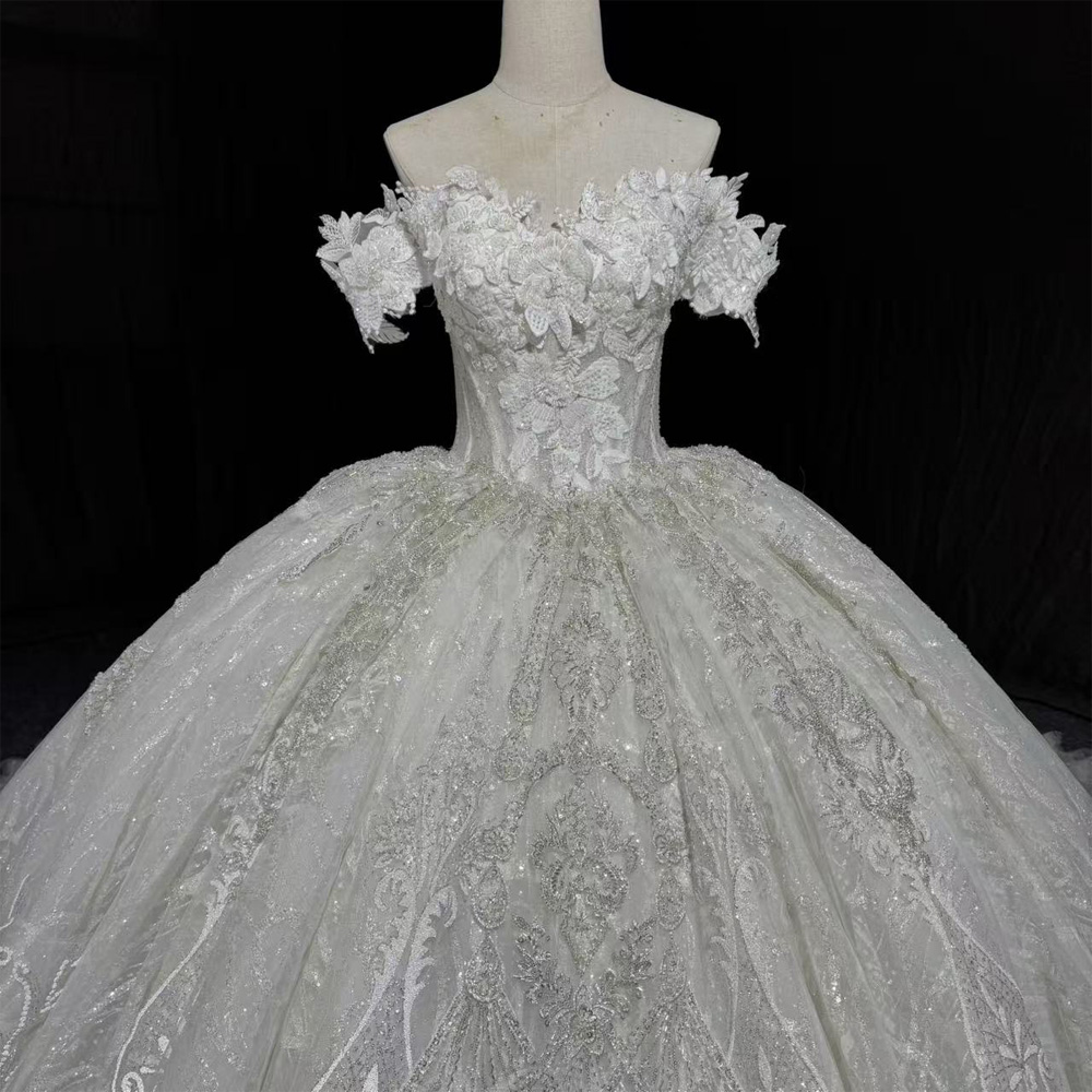 Anpassbares Brautkleid mit Her – Embroidery Organza Bewertung und Preis