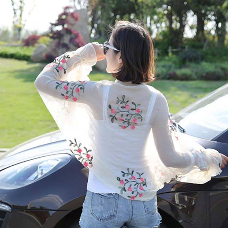 2023 sommer Neue Frauen Lange  – Embroidery Tshirt Bewertung und Preis